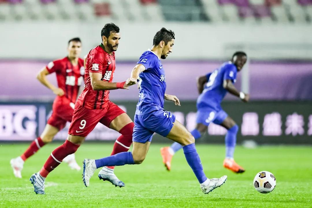 مباراةالأهليوبيراميدزاليومبثمباشركلماتريدمعرفتهعنالمواجهة
